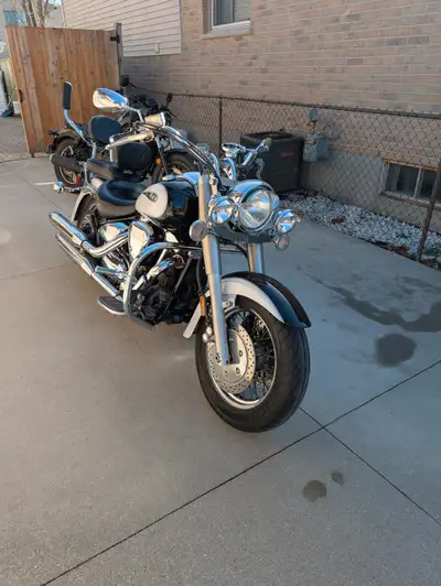 2005 Yamaha Roadstar - excellent condition - well maintained - saddle bags, windshield, elephant ear...