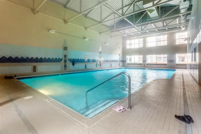 Furnished Downtown Studio - Utilities + WiFi Incl - Pool & Gym in Long Term Rentals in Vancouver - Image 23