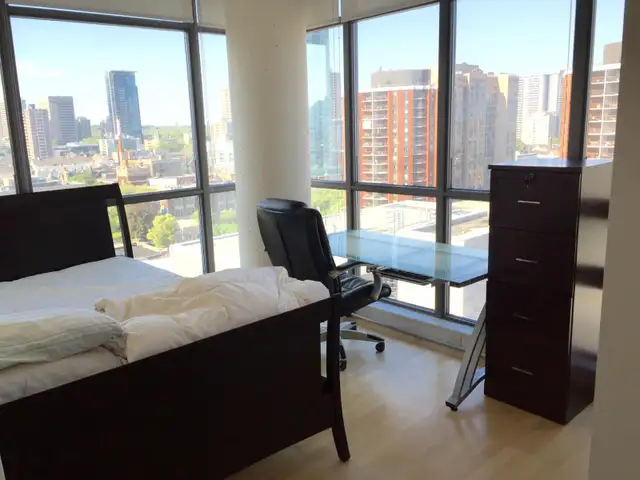 Bright 2 Bedroom  Condo | Yonge & College | Steps to Subway