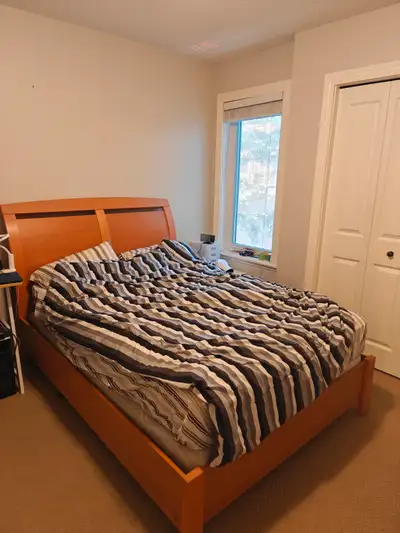 [roomrent] Chinook area //start from 1st Aug//$740