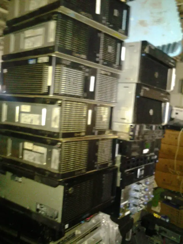 professional xeon workstation 64 gig ddr3 2 tb esxi ready ai  PC in Desktop Computers in City of Montréal - Image 6