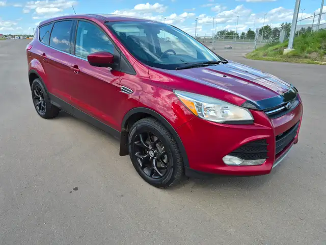 2016 Ford Escape     only   29 KM