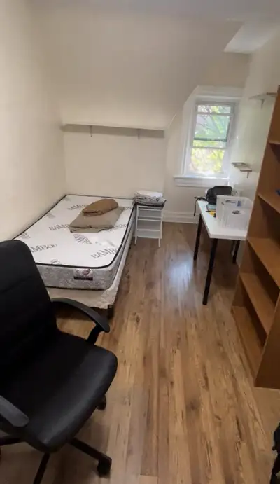 Room for rent