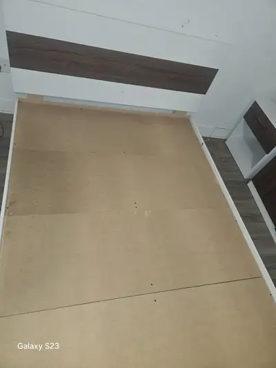 Set de chambre Queen, View more