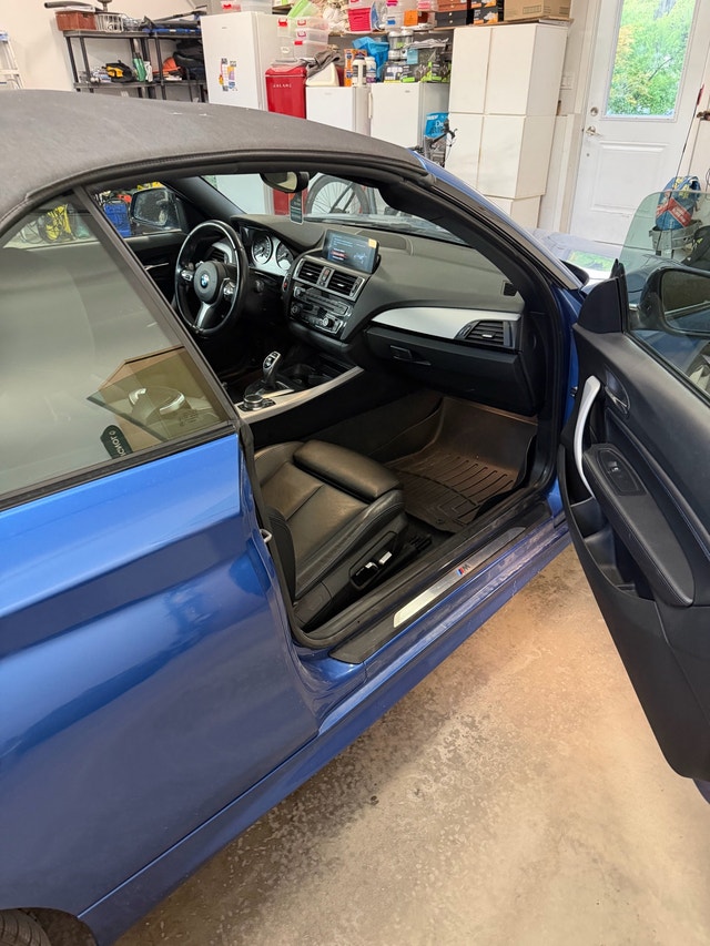 BMW 230i XDrive Décapotable — photo 4