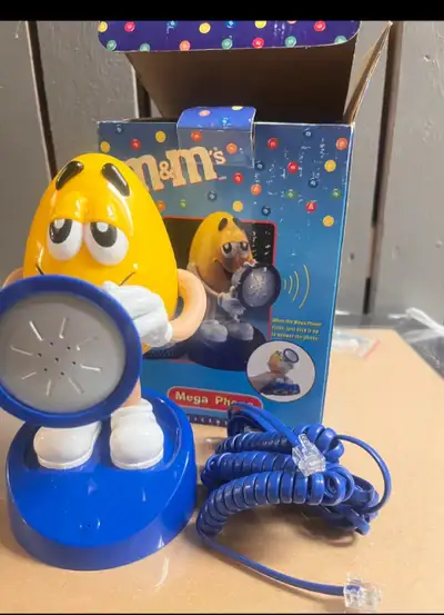 M&M's Mega Phone, View more