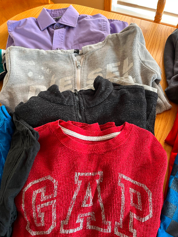 Boys Size 10 - 12 Clothing Lot in Kids & Youth in Medicine Hat - Image 4