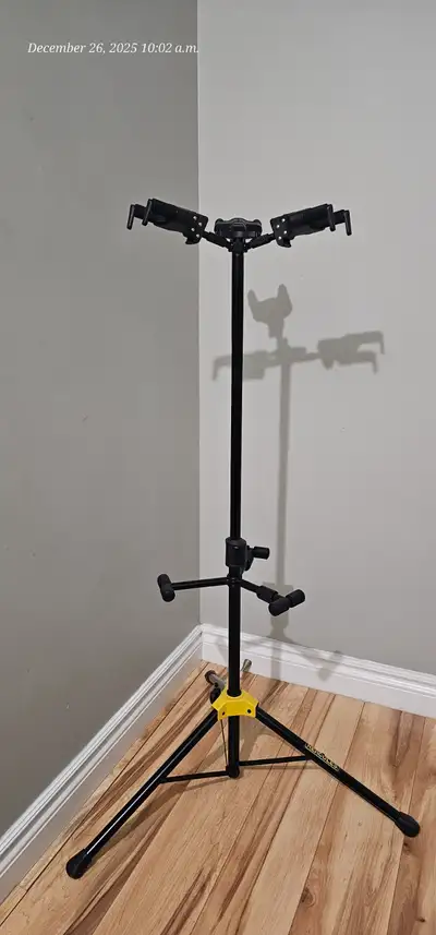Hercules guitar stand, View more