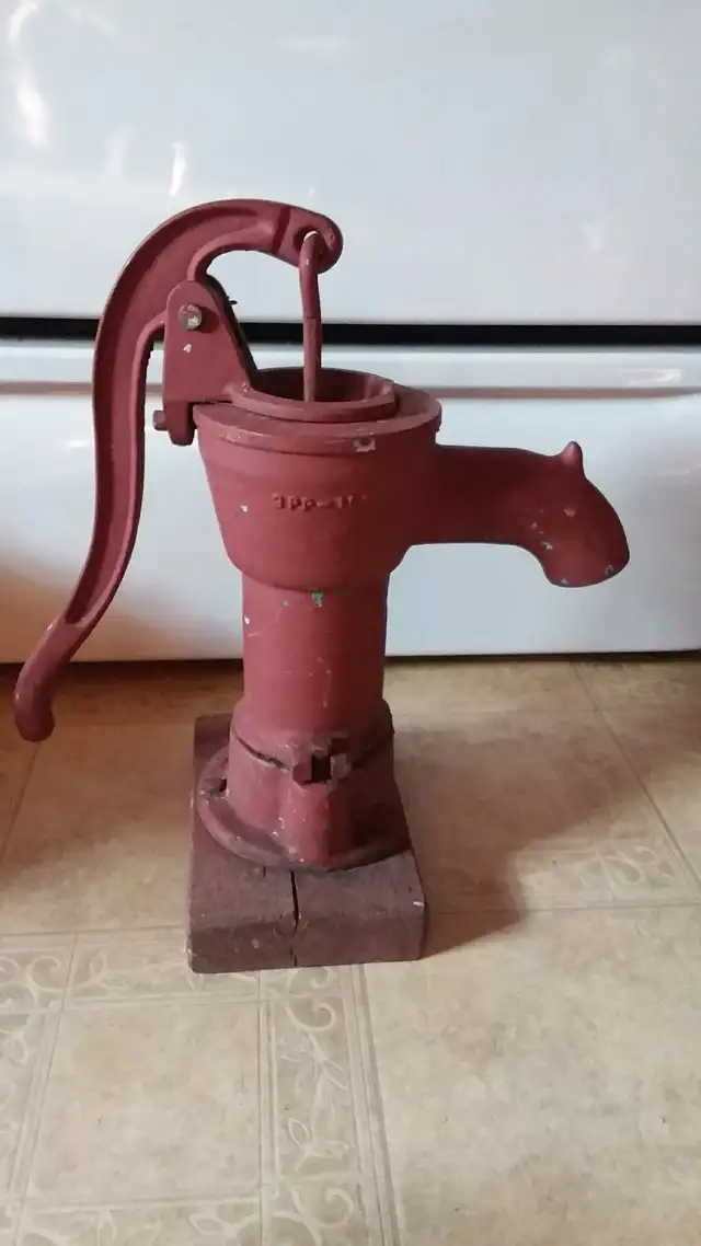 Vintage Water Pump in Arts & Collectibles in Truro - Image 2
