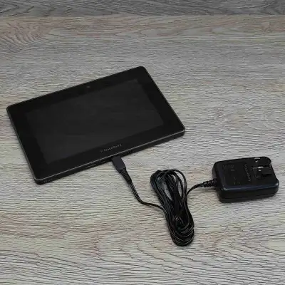 Selling both a BlackBerry Phone & PlayBook 7 inch WiFi Tablet as a bundle for $30. Cash only. PLEASE...