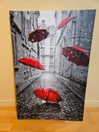 Cadre imprimé photo noir et blanc avec parapluies rouge