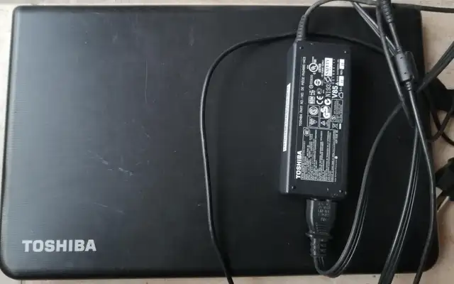 Toshiba Satellite Pro C50-A (model PSCG7C-00J01U) in Laptops in City of Montréal - Image 3