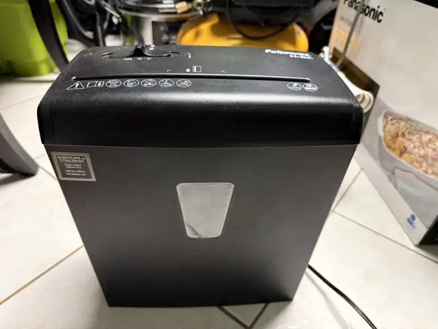 Fellowes H-6C Shredder65561399026818121