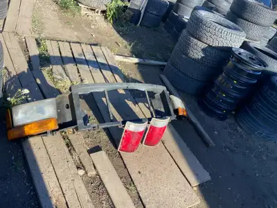 2000 Ford Excursion Radiator Core support Radiator Core Couple more parts from Excursion available