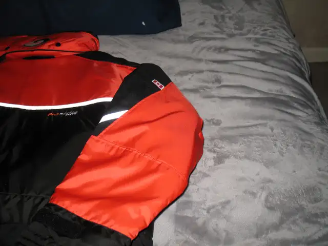 Nautilus Pro Series Elite Flotation Suit, Men’s 2XL, Orange. in Fishing, Camping & Outdoors in Winnipeg - Image 10
