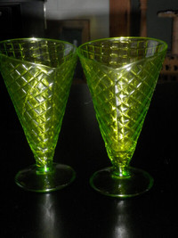 2 coupes à crème glacée en verre italien par   Bormioli Rocco