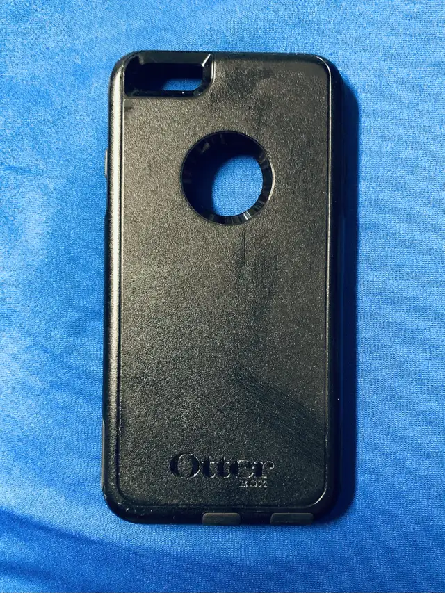 OtterBox iPhone 6/6s/7/8 Case in Cell Phone Accessories in Mississauga / Peel Region - Image 2