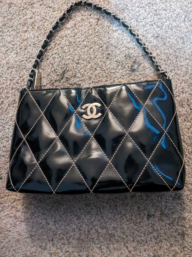 VINTAGE CHANEL PURSE in Other in Kitchener / Waterloo