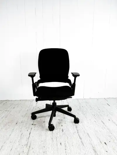 Steelcase Leap V2, View more