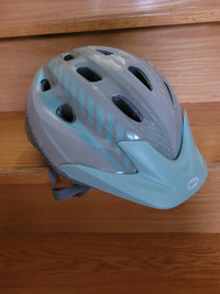 Women's Bell Bike Helmet (54-58cm)