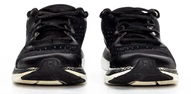 Under Armour Charged Impulse Black – Size 5Y in Kids & Youth in Kitchener / Waterloo - Image 6