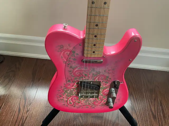 Fender Paisley Telecaster in Guitars in Markham / York Region - Image 2