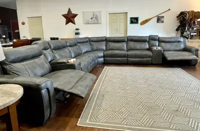 9-piece Reclining Sectional