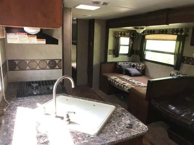 Camper for rent in St. Malo in Manitoba in Canada - Image 6