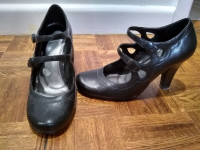 Size 5 Mary Jane Shoes