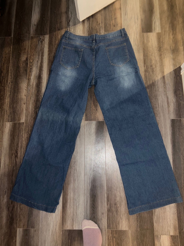 Woman’s X-Large jeans  in Women's - Bottoms in Saint John - Image 2