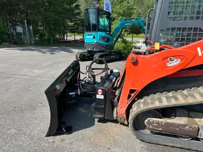 Like brand new, used on one job and but need something bigger for upcoming projects.