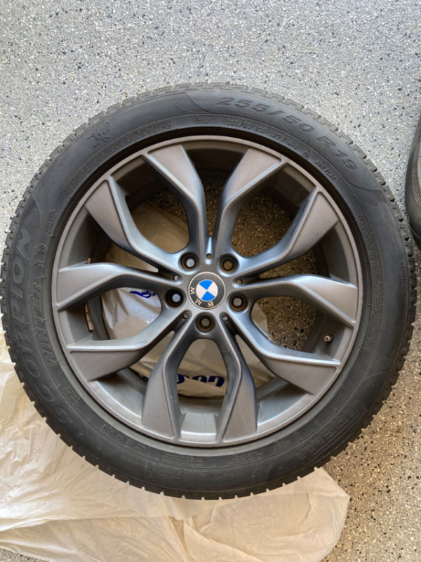 Used winter tires for BMW 255/50/R19 (set of 4) in Tires & Rims in Mississauga / Peel Region - Image 2