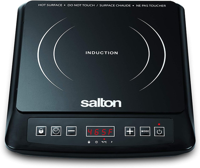 Salton Portable Induction Cooktop Cool Touch LED Display Cooker  in Stoves, Ovens & Ranges in Belleville