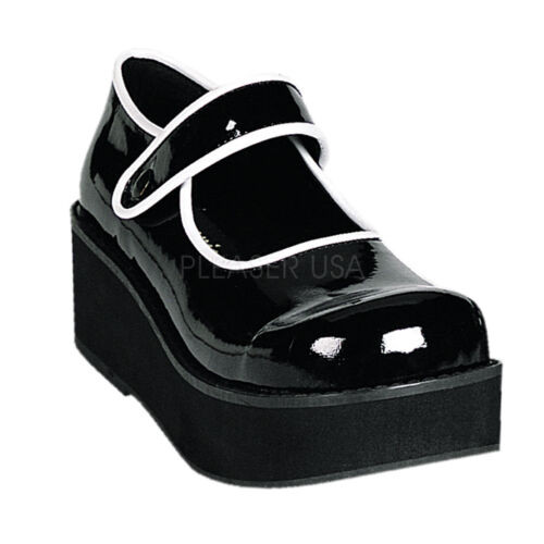 Demonia : Chaussures noires et blanches. 9 US dans Femmes - Chaussures  à Ville de Montréal