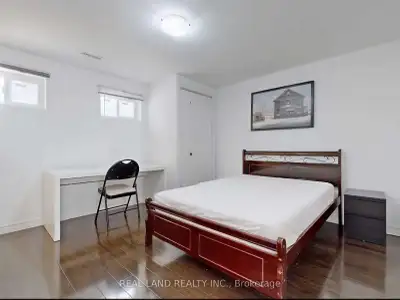 A clean, private single-occupancy room is available in a bright and spacious home near Don Mills Rd...