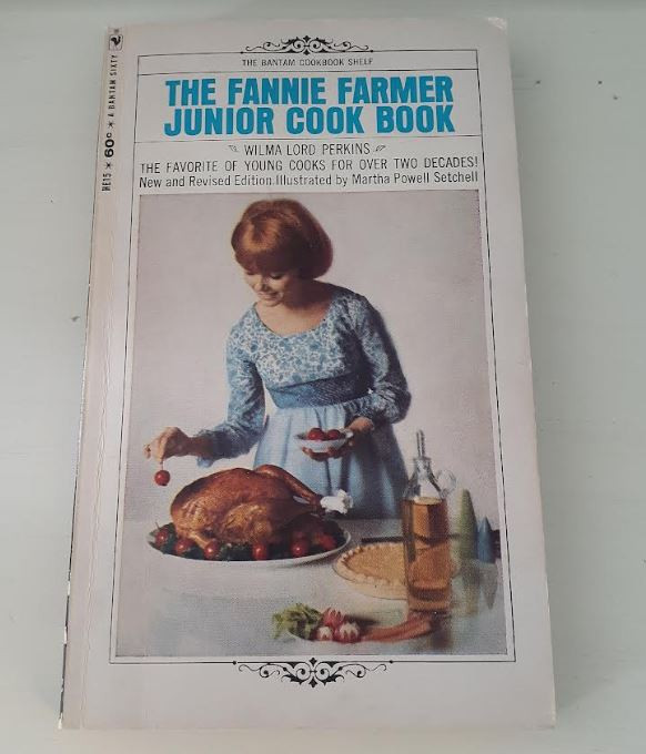 Vintage 1967 The Fannie Farmer Junior Cook Book Paperback in Non-fiction in Markham / York Region