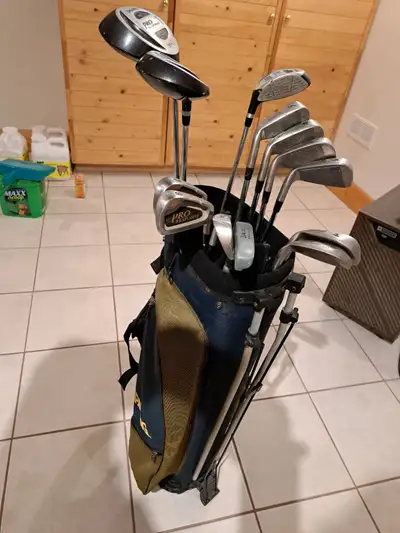 Spalding Pro Response golf set, View more