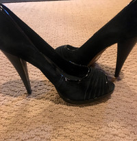Aldo heels size 39