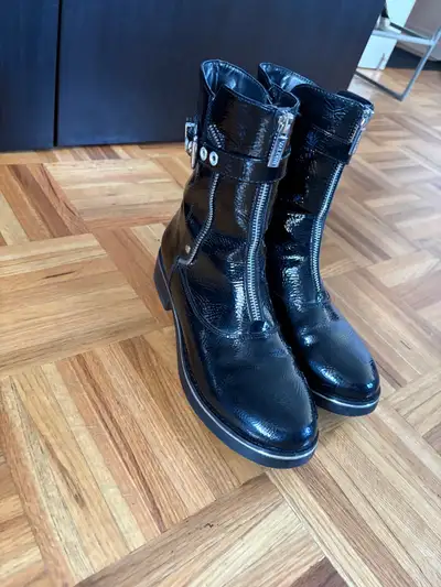 valdini womens ankle boots, View more