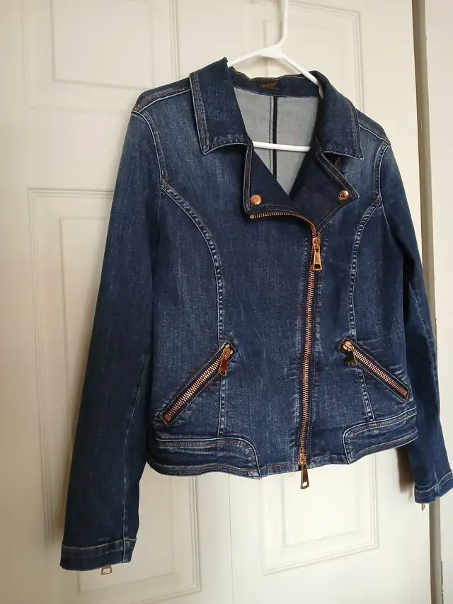 ASHLEY GRAHAM X MARINA RINALDI Gold Zip Denim Jacket, Size s/m in Women's - Tops & Outerwear in City of Toronto - Image 3