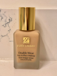 Estée Lauder Double Wear Foundation 