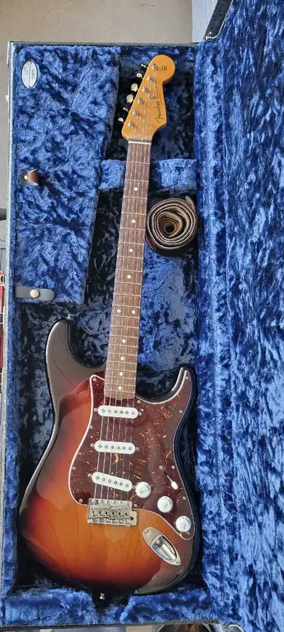 John Mayer Fender Stratocaster, View more