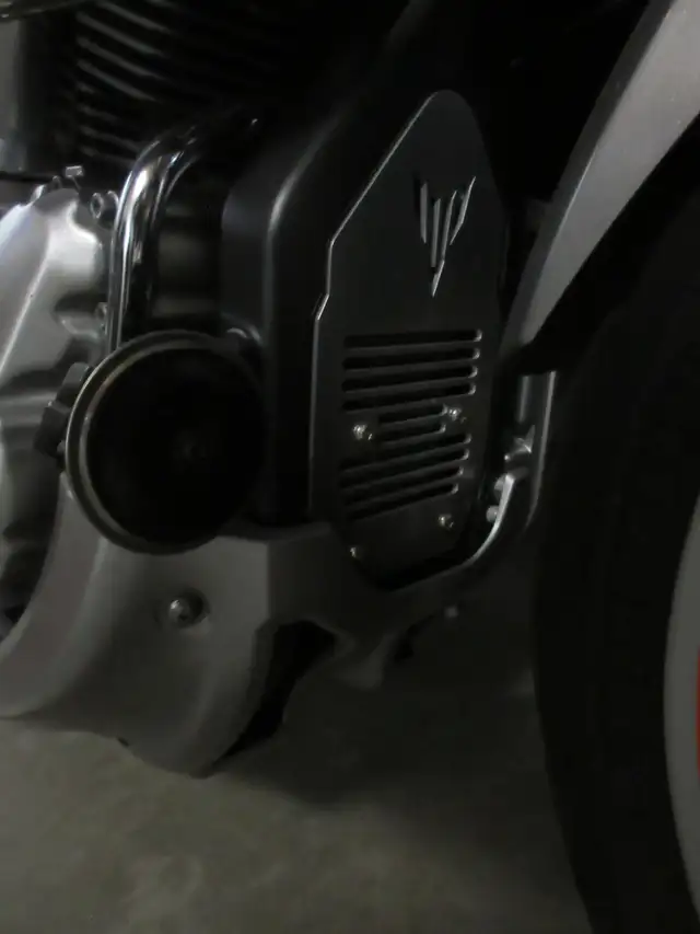 Yamaha MT-01 in Sport Bikes in Calgary - Image 10