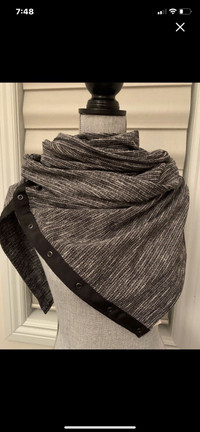 Vinyasa Scarf | Kijiji - Buy, Sell & Save with Canada's #1 Local  Classifieds.