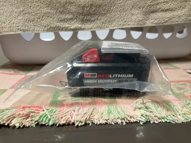 8Ah New M18 High Output, HD BATTERY. Sells $355 in Power Tools in Barrie - Image 3