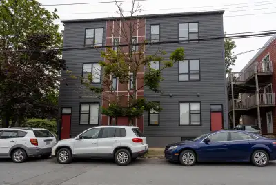 Nice and quiet building, Convenient location (Close to the McDonald bridge), easy to access public t...