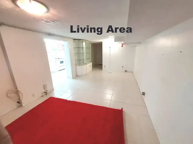 Spacious Basment apartment [Sep 1st] in Room Rentals & Roommates in City of Toronto - Image 11