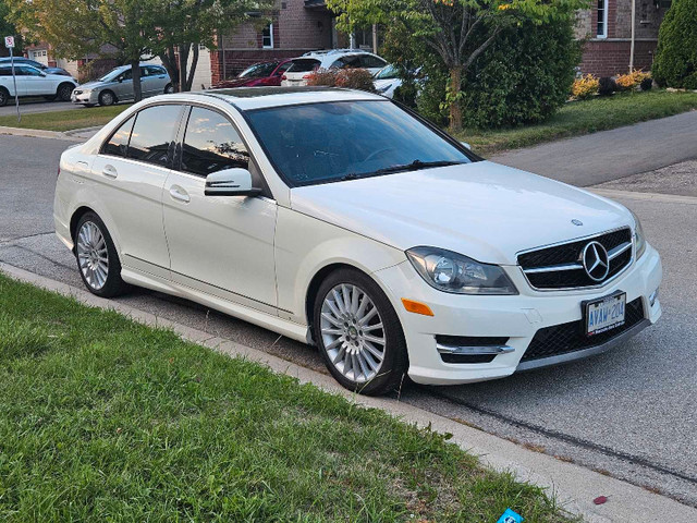 2012 Mercedes-Benz C250 w204 in Cars & Trucks in Oakville / Halton Region - Image 3