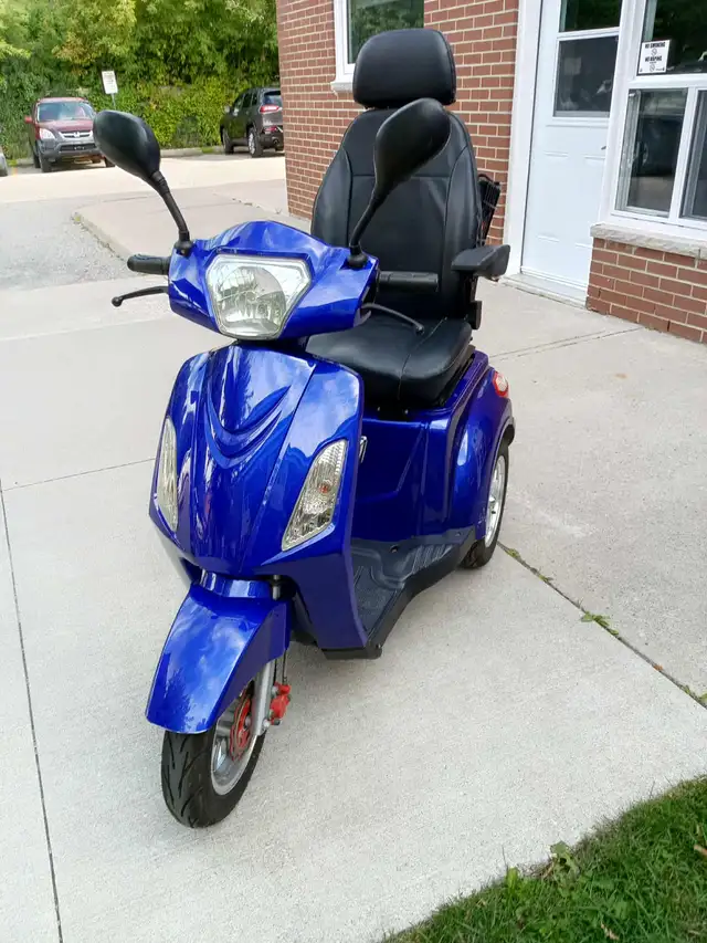 Emmo2024 E bike in eBike in Markham / York Region - Image 5