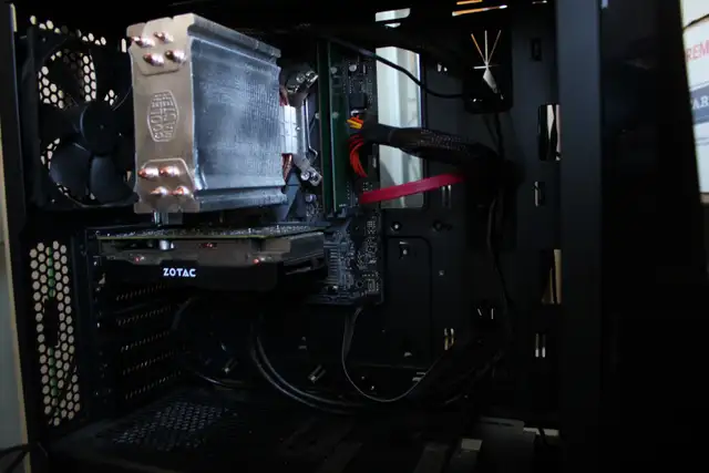 gaming computer tower in Desktop Computers in Edmonton - Image 3